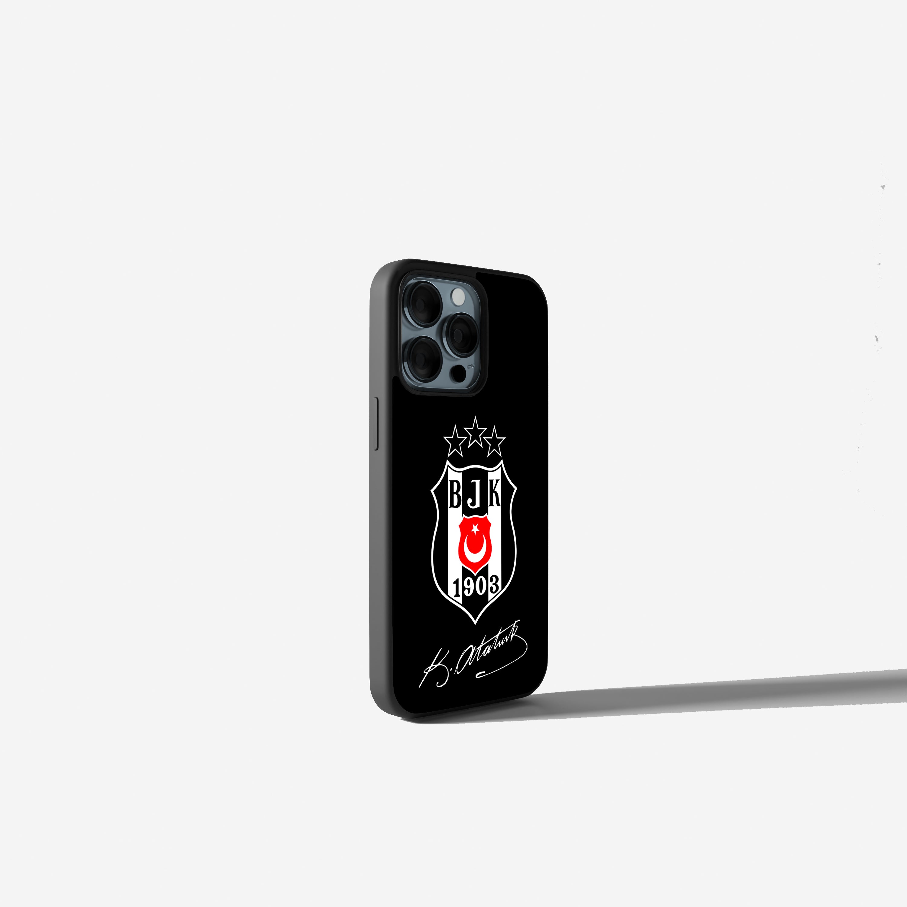 Besiktas Handyhülle Schwarz Weiß mit Atatürk Schriftzug und Logo | Kara Kartal 2D Case für iPhone und Samsung Hülle BJK