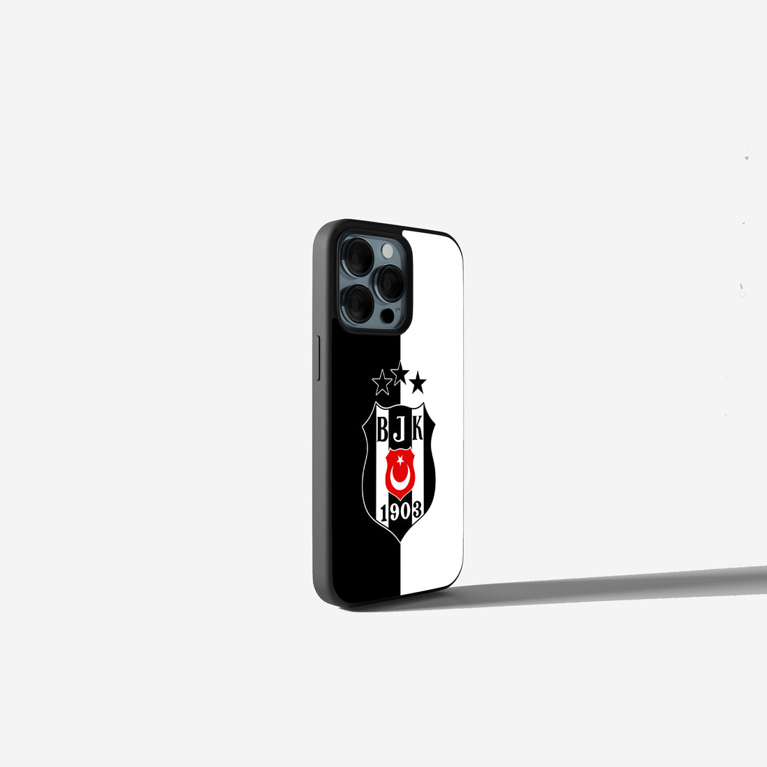 Beşiktaş Handyhülle im Schwarz-Weiß Design mit Logo